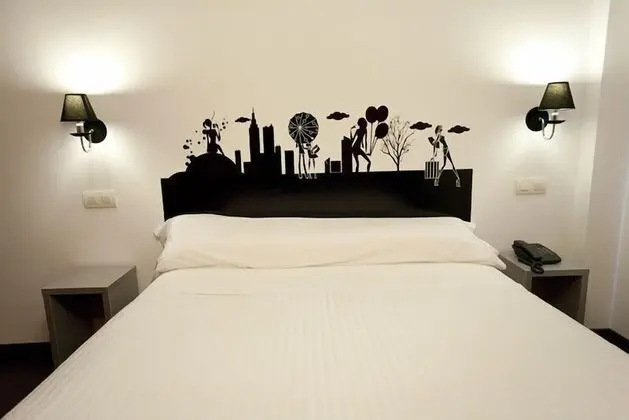 Tek Büyük Yataklı Oda