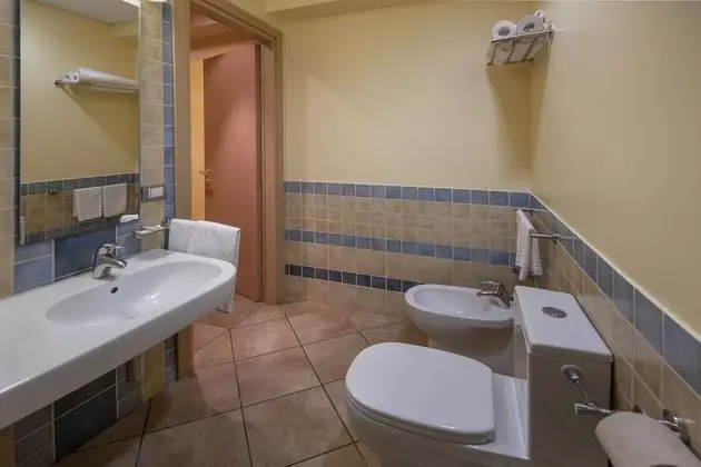 Superior Üç Kişilik Oda, Bahçe Manzaralı