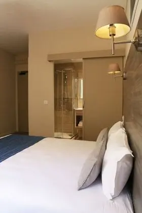 Comfort Tek Büyük Yataklı Oda