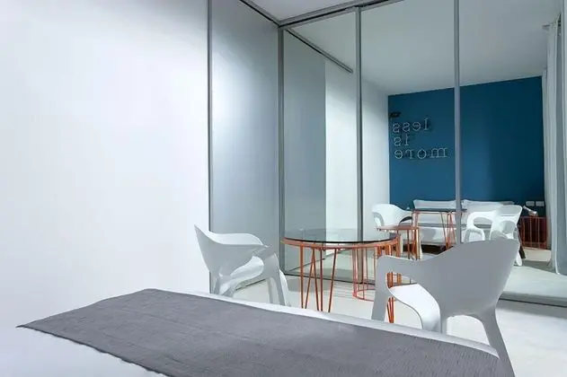 Tek Büyük Yataklı Oda (Orange)