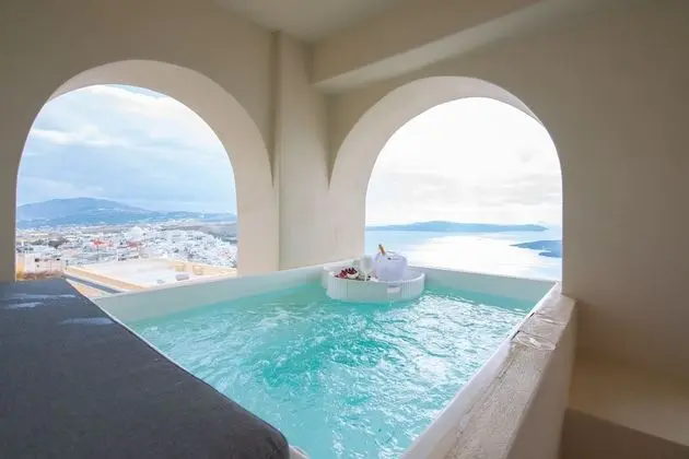 Executive Cliff Suite, Caldera View, Private Hot Tub
