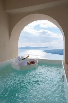Executive Cliff Suite, Caldera View, Private Hot Tub