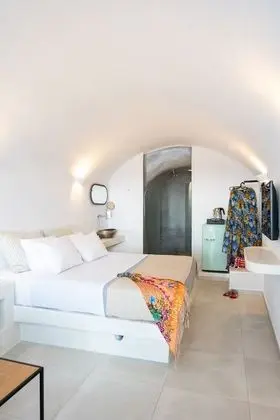 Junior Cave Suite, Caldera View, Private Hot Tub