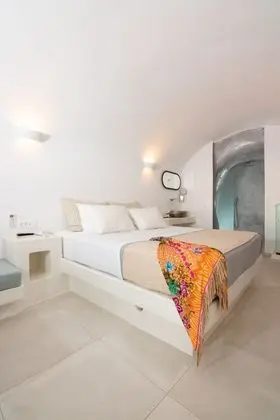 Junior Cave Suite, Caldera View, Private Hot Tub