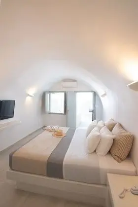 Junior Cave Suite, Caldera View, Private Hot Tub