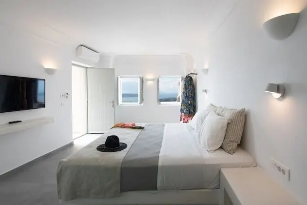 Junior Cave Suite, Caldera View, Private Hot Tub