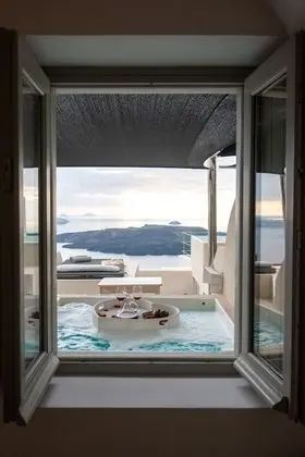 Junior Cave Suite, Caldera View, Private Hot Tub