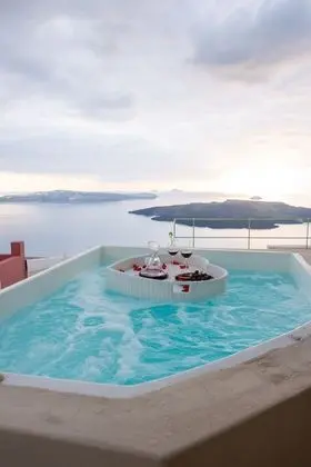 Junior Cave Suite, Caldera View, Private Hot Tub