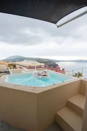 Junior Cave Suite, Caldera View, Private Hot Tub