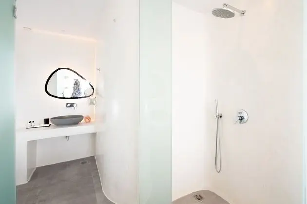 Junior Cave Suite, Caldera View, Private Hot Tub