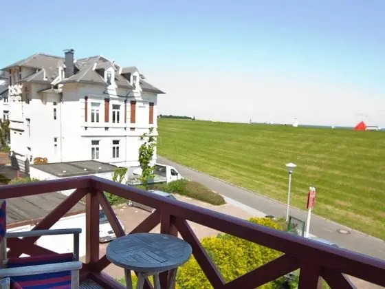 Tek Büyük Yataklı Oda, Balkon, Deniz Manzaralı