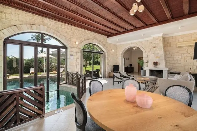 Villa, 3 Yatak Odası, Kişiye Özel Havuzlu