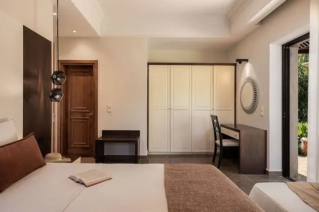 Villa, 4 Yatak Odası, Kişiye Özel Havuzlu