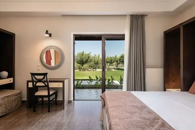 Villa, 4 Yatak Odası, Kişiye Özel Havuzlu