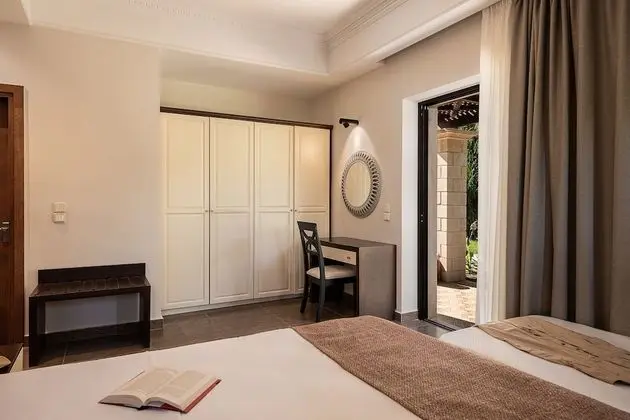 Villa, 4 Yatak Odası, Kişiye Özel Havuzlu