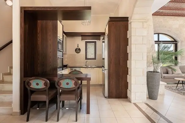Villa, 4 Yatak Odası, Kişiye Özel Havuzlu