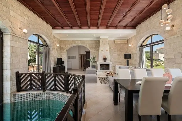 Villa, 4 Yatak Odası, Kişiye Özel Havuzlu