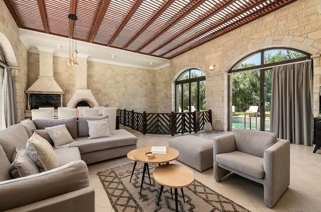 Villa, 4 Yatak Odası, Kişiye Özel Havuzlu