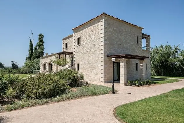 Villa, 4 Yatak Odası, Kişiye Özel Havuzlu