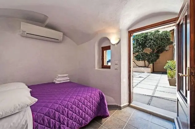 Double room with Attic and Caldera view