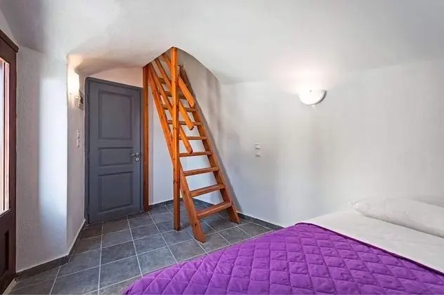 Double room with Attic and Caldera view