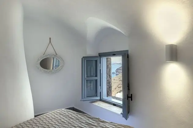 Double room with Attic and Caldera view