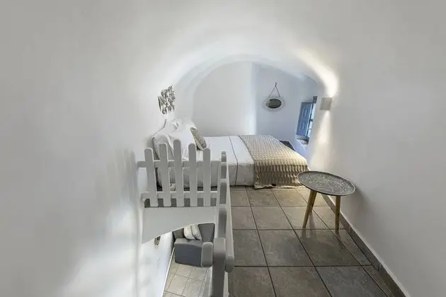Double room with Attic and Caldera view