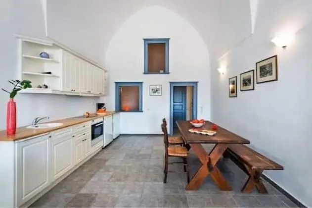 One-Bedroom House with Caldera View