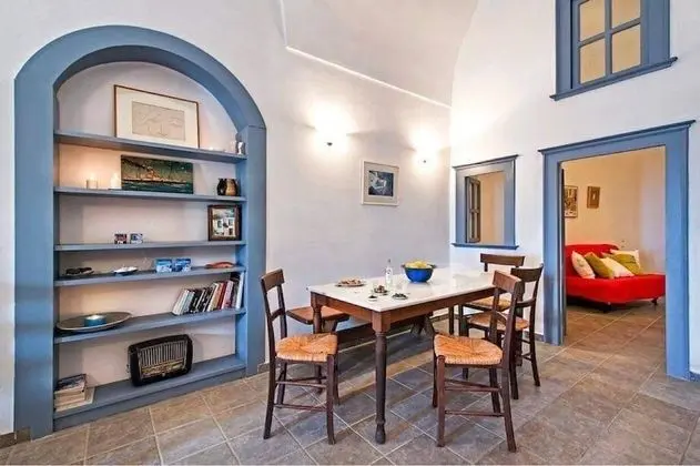 Two-Bedroom House with Caldera View