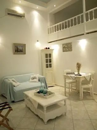 Stüdyo, Deniz Manzaralı