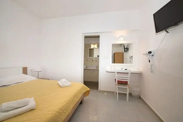 Standard Oda, Havuz Manzaralı