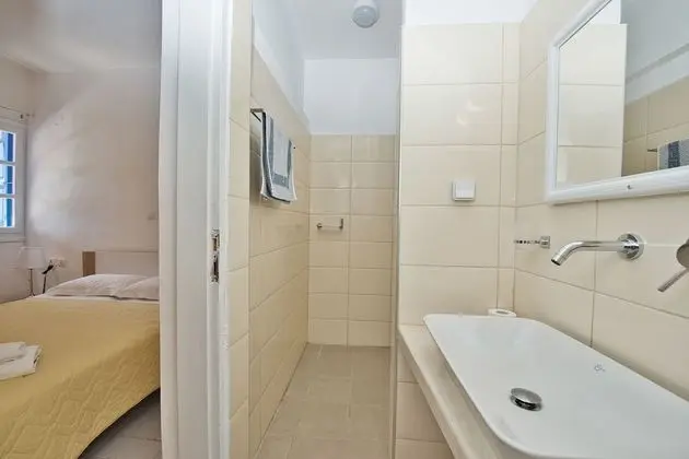 Standard Oda, Havuz Manzaralı
