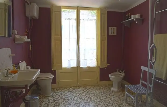 Tek Büyük Yataklı Oda, 1 Çift Kişilik Yatak