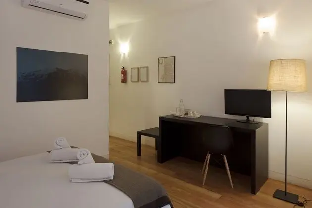 Comfort Tek Büyük Yataklı Oda