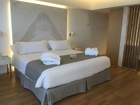 Tek Büyük Yataklı Oda, Plaj Manzaralı
