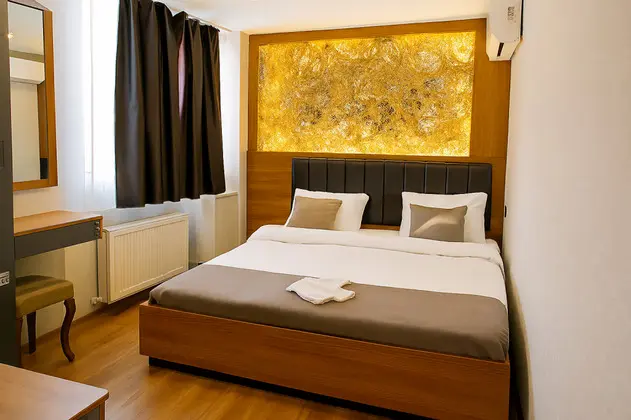 https://images.odamax.com/img/1024x768/odamax/image/upload/Calenberg_Hotel_202511061612492_1.png