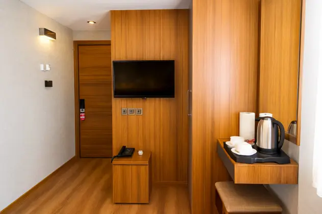 https://images.odamax.com/img/1024x768/odamax/image/upload/Calenberg_Hotel_202511061612498_3.png