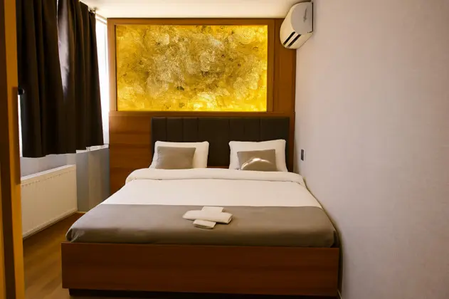 https://images.odamax.com/img/1024x768/odamax/image/upload/Calenberg_Hotel_202511061612501_4.png