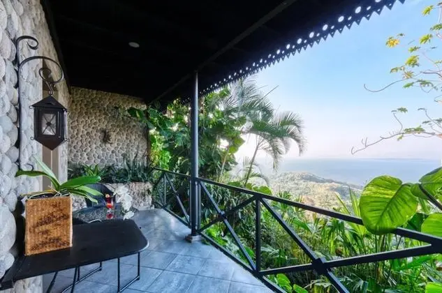 Deluxe Oda, 1 Büyük (Queen) Boy Yatak