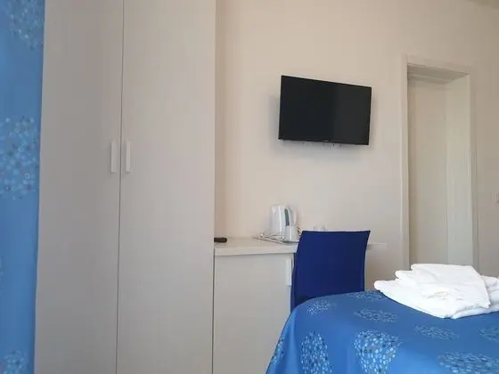 Tek Büyük veya İki Ayrı Yataklı Oda, Balkon (Viola)