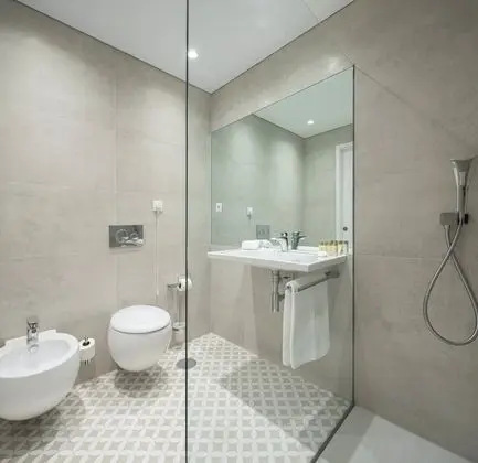 Tek Büyük veya İki Ayrı Yataklı Oda (Calé Room)