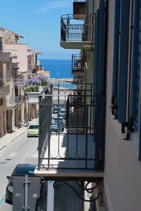 Deluxe Tek Büyük Yataklı Oda, Balkon, Deniz Manzaralı