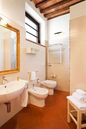 Basic Tek Büyük Yataklı Oda