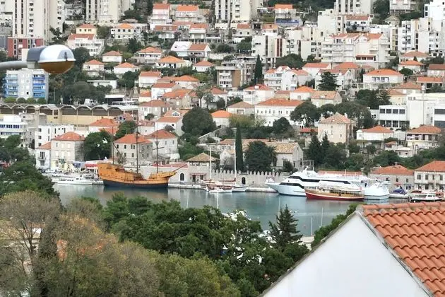 Comfort Süit, Teras, Kısmi Deniz Manzaralı