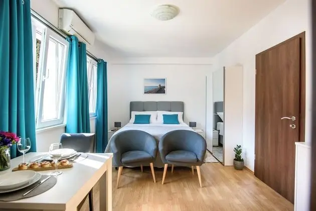Comfort Stüdyo Süit, Havuz Manzaralı