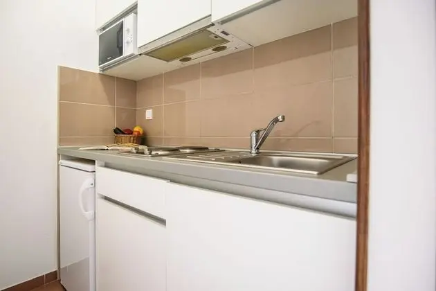 Comfort Stüdyo Süit, Havuz Manzaralı
