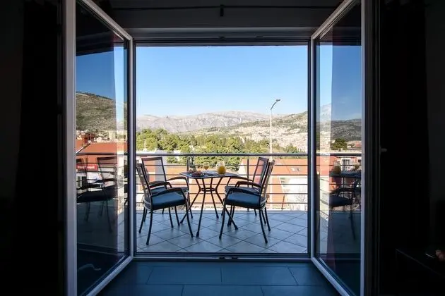 Superior Süit, Balkon