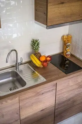 Deluxe Stüdyo Süit, Havuz Manzaralı