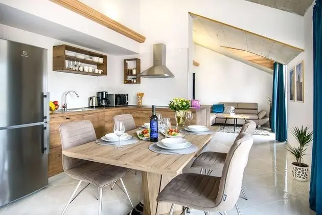 Superior Çatı Katı Süiti (Penthouse), Marina Manzaralı