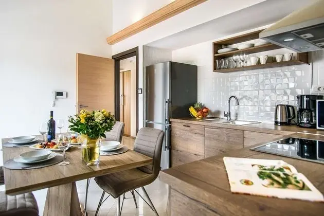 Superior Çatı Katı Süiti (Penthouse), Marina Manzaralı